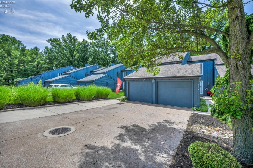 3931 Hilltop Drive, Huron, 44839, 4 Bedrooms Bedrooms, ,4 BathroomsBathrooms,Residential,For Sale,Hilltop,20262103