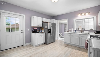 421 Kilbourne Street, Bellevue, 44811, 3 Bedrooms Bedrooms, ,2 BathroomsBathrooms,Residential,For Sale,Kilbourne,20262134