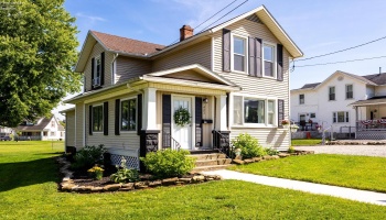 421 Kilbourne Street, Bellevue, 44811, 3 Bedrooms Bedrooms, ,2 BathroomsBathrooms,Residential,For Sale,Kilbourne,20262134