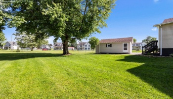 421 Kilbourne Street, Bellevue, 44811, 3 Bedrooms Bedrooms, ,2 BathroomsBathrooms,Residential,For Sale,Kilbourne,20262134