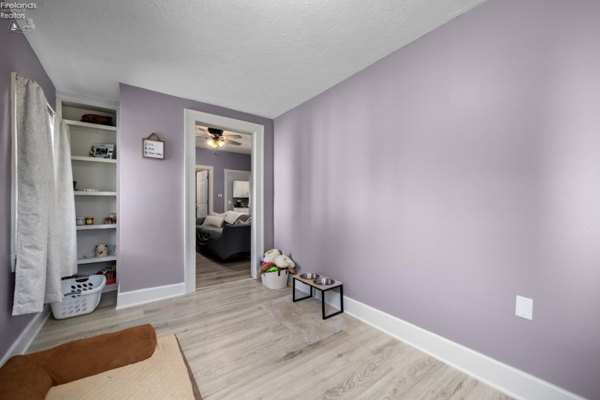 421 Kilbourne Street, Bellevue, 44811, 3 Bedrooms Bedrooms, ,2 BathroomsBathrooms,Residential,For Sale,Kilbourne,20262134