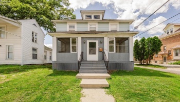 416 Wood Street, Fremont, 43410, 3 Bedrooms Bedrooms, ,2 BathroomsBathrooms,Residential,For Sale,Wood,20262233 416 Wood Street, Fremont, 43410, 3 Bedrooms Bedrooms, ,2 BathroomsBathrooms,Residential,For Sale,Wood,20262233
