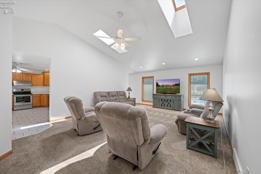 6851 Berridge Road, Whitehouse, 43571, 3 Bedrooms Bedrooms, ,3 BathroomsBathrooms,Residential,For Sale,Berridge,20262131