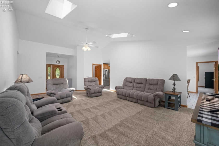 6851 Berridge Road, Whitehouse, 43571, 3 Bedrooms Bedrooms, ,3 BathroomsBathrooms,Residential,For Sale,Berridge,20262131