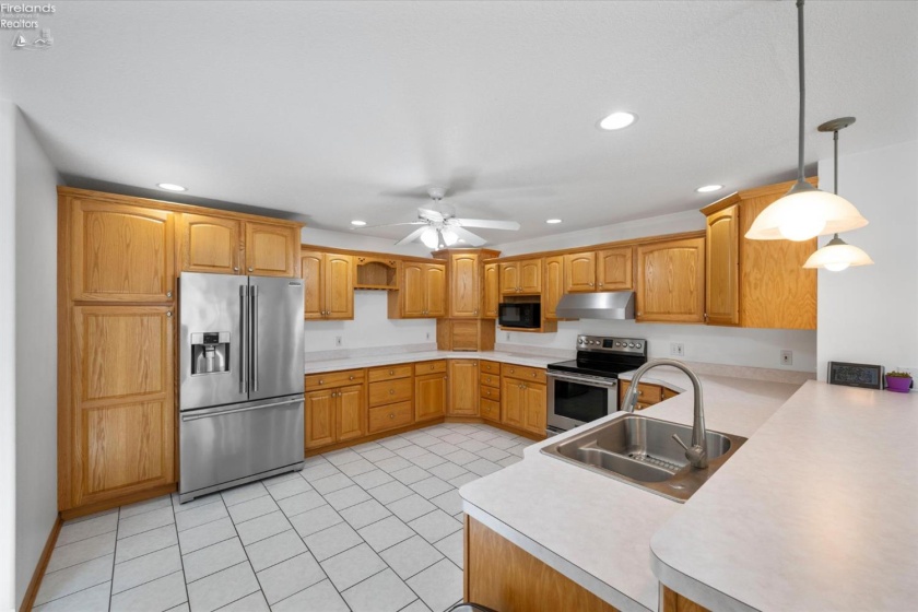 6851 Berridge Road, Whitehouse, 43571, 3 Bedrooms Bedrooms, ,3 BathroomsBathrooms,Residential,For Sale,Berridge,20262131