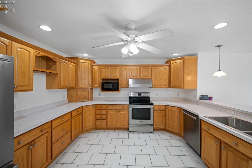 6851 Berridge Road, Whitehouse, 43571, 3 Bedrooms Bedrooms, ,3 BathroomsBathrooms,Residential,For Sale,Berridge,20262131
