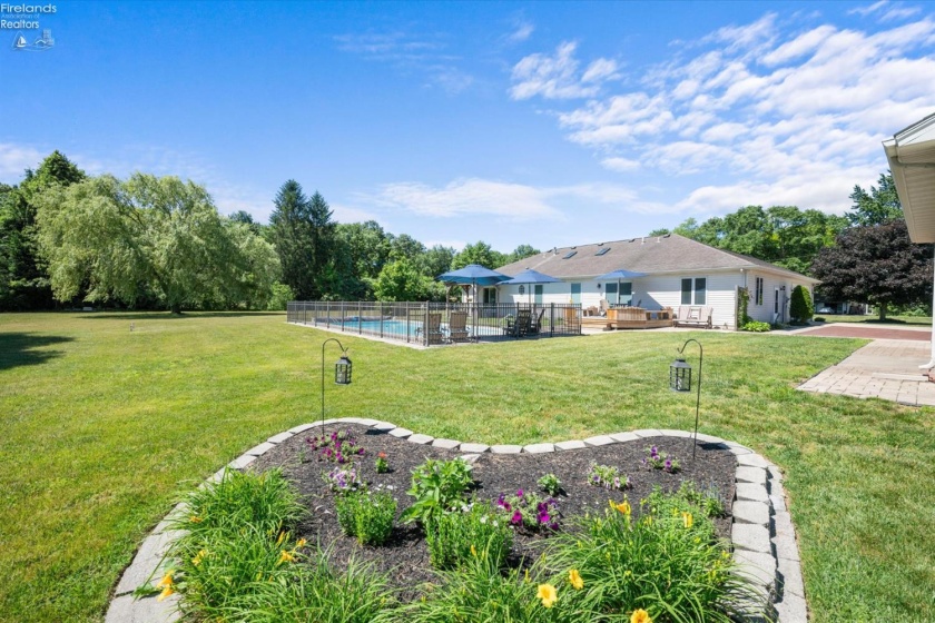 6851 Berridge Road, Whitehouse, 43571, 3 Bedrooms Bedrooms, ,3 BathroomsBathrooms,Residential,For Sale,Berridge,20262131