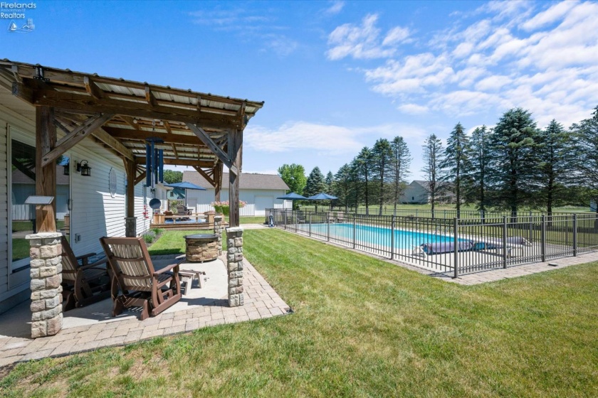 6851 Berridge Road, Whitehouse, 43571, 3 Bedrooms Bedrooms, ,3 BathroomsBathrooms,Residential,For Sale,Berridge,20262131