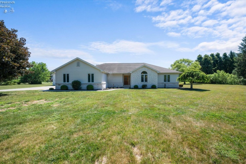 6851 Berridge Road, Whitehouse, 43571, 3 Bedrooms Bedrooms, ,3 BathroomsBathrooms,Residential,For Sale,Berridge,20262131