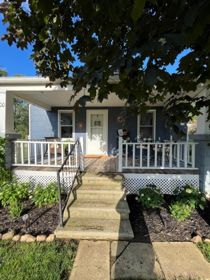 400 Clinton Avenue, Tiffin, 44883, 2 Bedrooms Bedrooms, ,1 BathroomBathrooms,Residential,For Sale,Clinton,20262213
