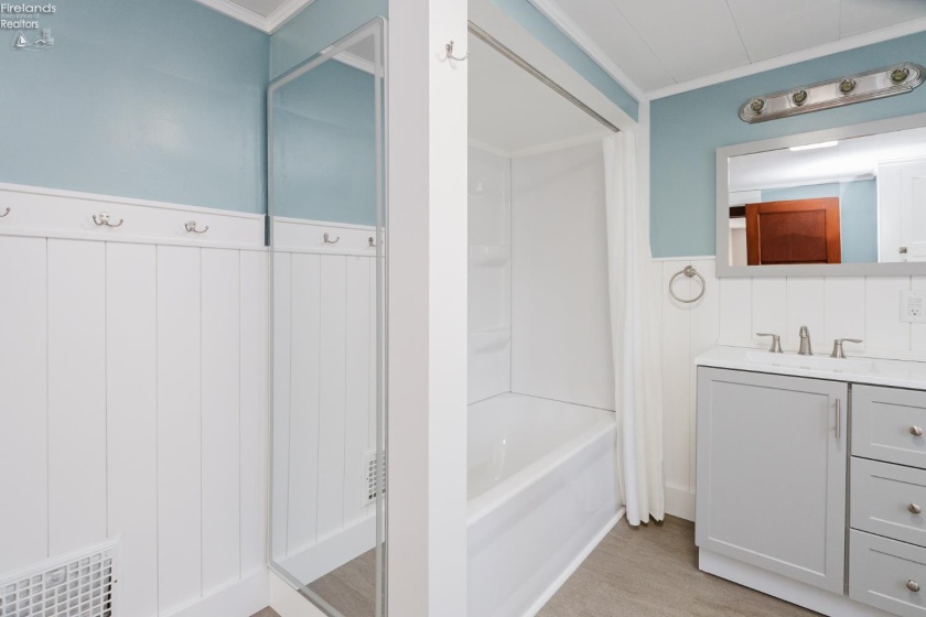 705 Clark Street, Willard, 44890, 3 Bedrooms Bedrooms, ,1 BathroomBathrooms,Residential,For Sale,Clark,20262236