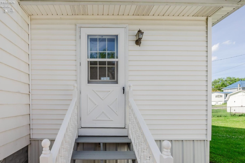 705 Clark Street, Willard, 44890, 3 Bedrooms Bedrooms, ,1 BathroomBathrooms,Residential,For Sale,Clark,20262236