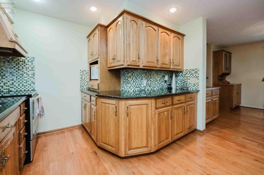 1719 Buckland Avenue, Fremont, 43420, 4 Bedrooms Bedrooms, ,3 BathroomsBathrooms,Residential,For Sale,Buckland,20262243