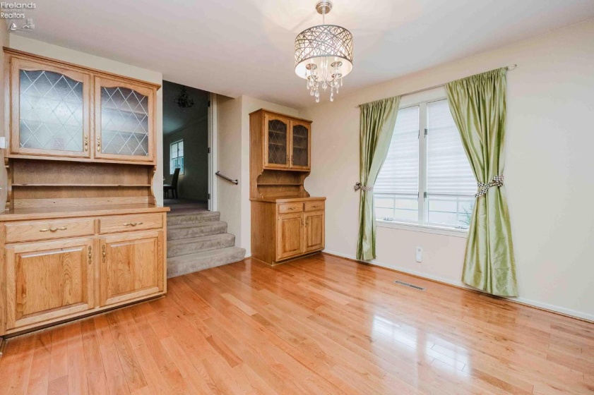 1719 Buckland Avenue, Fremont, 43420, 4 Bedrooms Bedrooms, ,3 BathroomsBathrooms,Residential,For Sale,Buckland,20262243