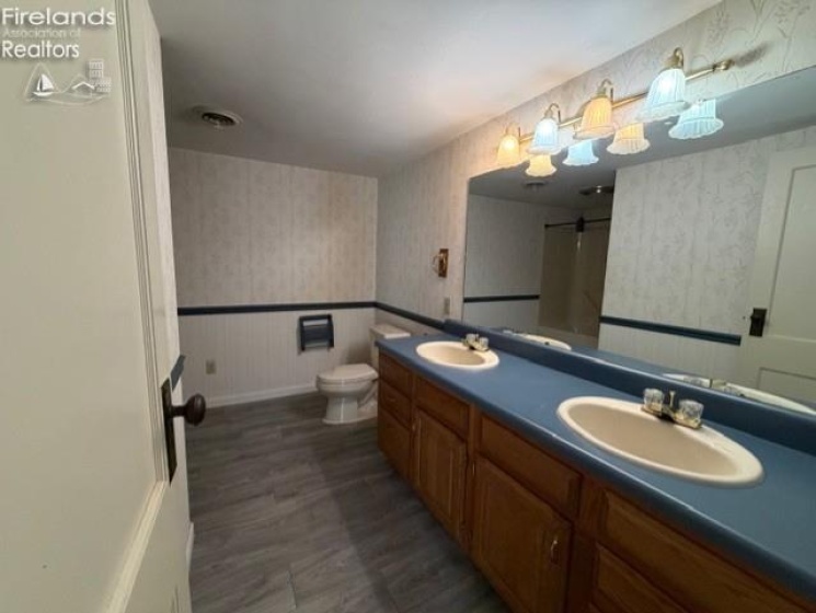 1719 Buckland Avenue, Fremont, 43420, 4 Bedrooms Bedrooms, ,3 BathroomsBathrooms,Residential,For Sale,Buckland,20262243