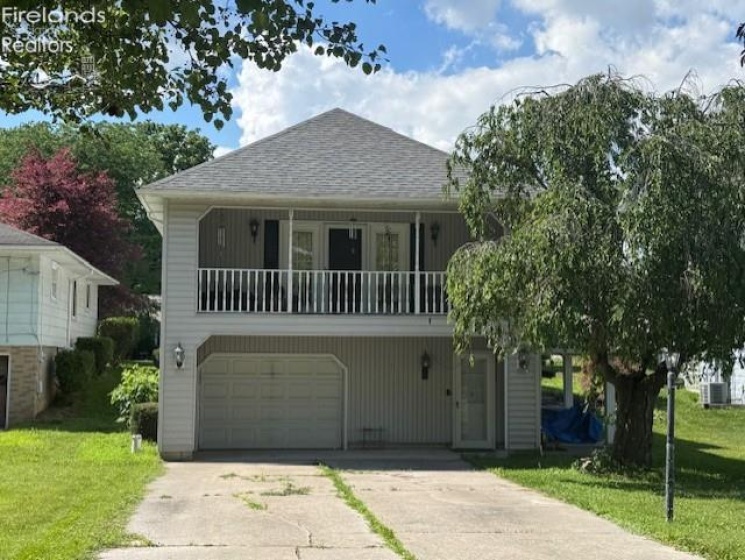 1719 Buckland Avenue, Fremont, 43420, 4 Bedrooms Bedrooms, ,3 BathroomsBathrooms,Residential,For Sale,Buckland,20262243