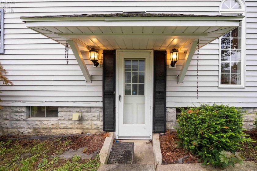 1719 Buckland Avenue, Fremont, 43420, 4 Bedrooms Bedrooms, ,3 BathroomsBathrooms,Residential,For Sale,Buckland,20262243