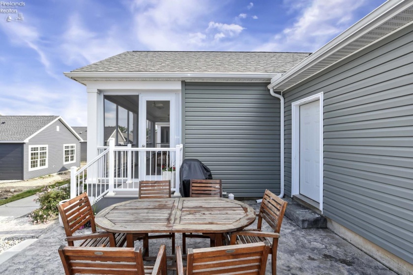10850 Bayshore Rd Crane Way, Marblehead, 43440, 3 Bedrooms Bedrooms, ,2 BathroomsBathrooms,Residential,For Sale,Bayshore Rd Crane Way,20262246