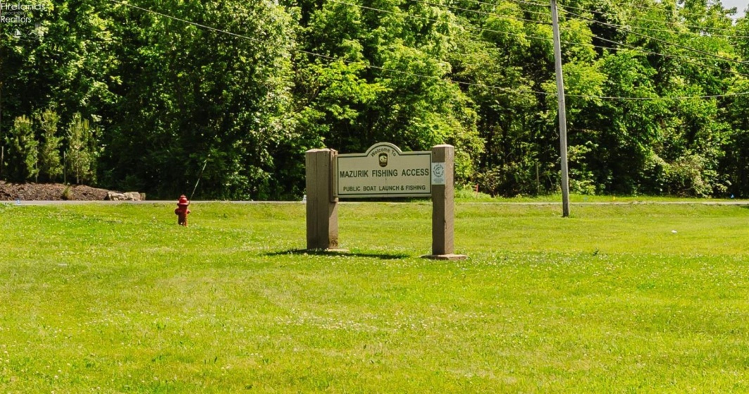 342 Lighthouse Oval Drive, Marblehead, 43440, 2 Bedrooms Bedrooms, ,2 BathroomsBathrooms,Residential,For Sale,Lighthouse Oval,20261940