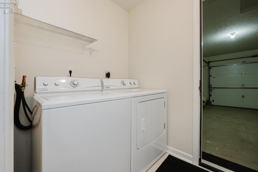 342 Lighthouse Oval Drive, Marblehead, 43440, 2 Bedrooms Bedrooms, ,2 BathroomsBathrooms,Residential,For Sale,Lighthouse Oval,20261940