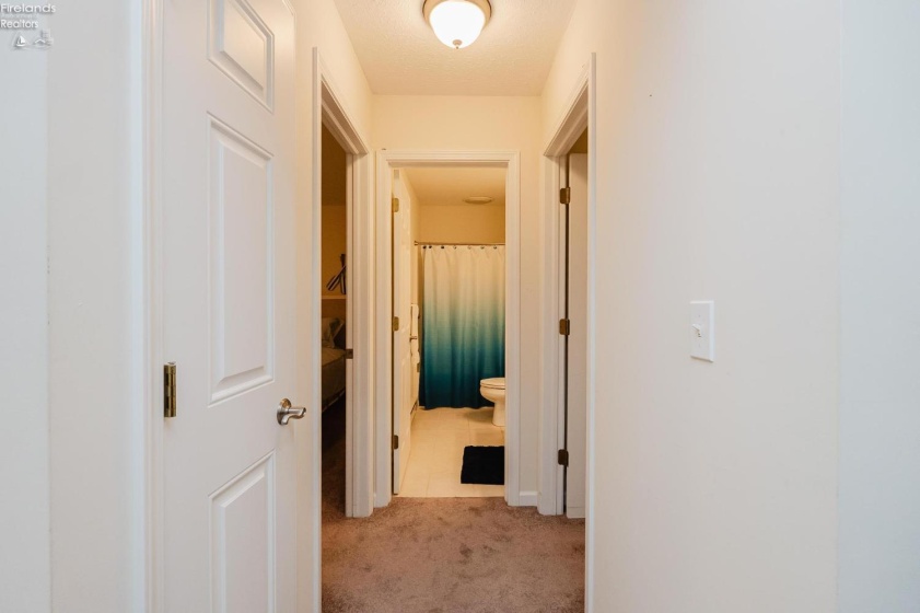 342 Lighthouse Oval Drive, Marblehead, 43440, 2 Bedrooms Bedrooms, ,2 BathroomsBathrooms,Residential,For Sale,Lighthouse Oval,20261940