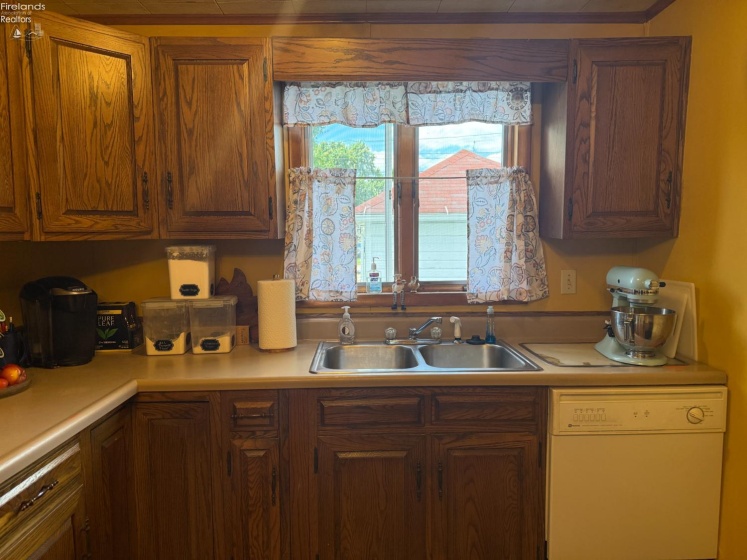 824 Stilwell Avenue, Fremont, 43420, 3 Bedrooms Bedrooms, ,1 BathroomBathrooms,Residential,For Sale,Stilwell,20262248