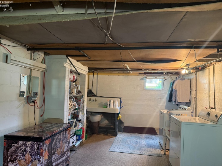 824 Stilwell Avenue, Fremont, 43420, 3 Bedrooms Bedrooms, ,1 BathroomBathrooms,Residential,For Sale,Stilwell,20262248