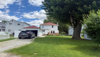 824 Stilwell Avenue, Fremont, 43420, 3 Bedrooms Bedrooms, ,1 BathroomBathrooms,Residential,For Sale,Stilwell,20262248
