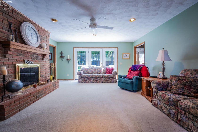 701 Kennedy Drive, Willard, 44890, 3 Bedrooms Bedrooms, ,3 BathroomsBathrooms,Residential,For Sale,Kennedy,20261981
