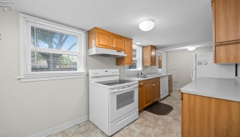 1029 King Street, Sandusky, 44870, 2 Bedrooms Bedrooms, ,1 BathroomBathrooms,Residential,For Sale,King,20262239 1029 King Street, Sandusky, 44870, 2 Bedrooms Bedrooms, ,1 BathroomBathrooms,Residential,For Sale,King,20262239