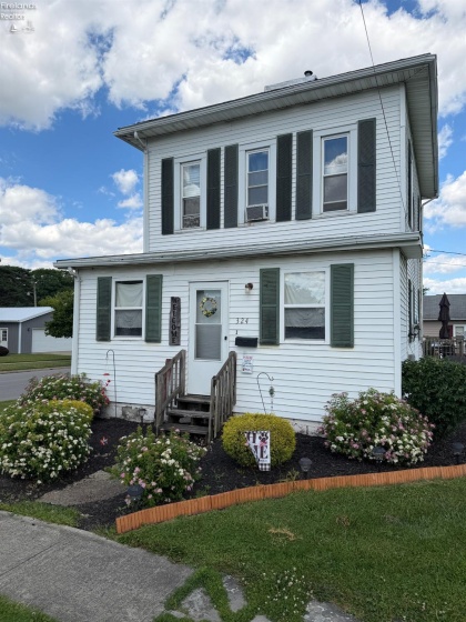 324 Keefer Street, Willard, 44890, 3 Bedrooms Bedrooms, ,2 BathroomsBathrooms,Residential,For Sale,Keefer,20262267
