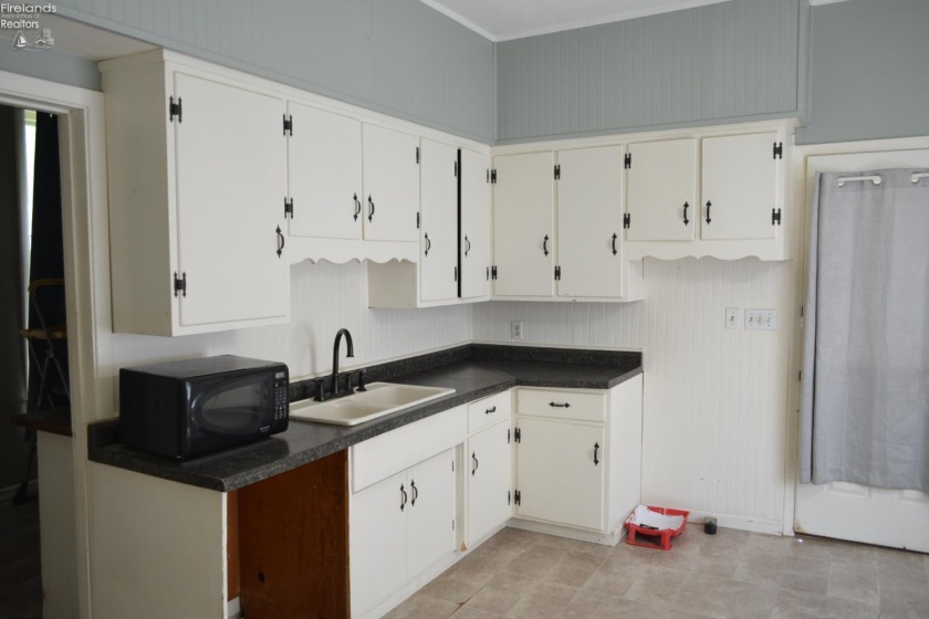 166 Main Street, New London, 44851, 3 Bedrooms Bedrooms, ,2 BathroomsBathrooms,Residential,For Sale,Main,20262245
