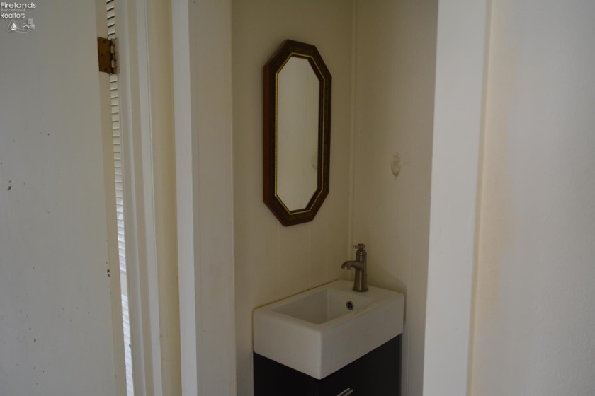 166 Main Street, New London, 44851, 3 Bedrooms Bedrooms, ,2 BathroomsBathrooms,Residential,For Sale,Main,20262245