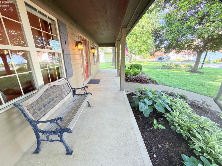 1840 Fernwood Lane, Marblehead, 43440, 4 Bedrooms Bedrooms, ,2 BathroomsBathrooms,Residential,For Sale,Fernwood,20262284