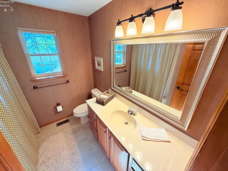 1840 Fernwood Lane, Marblehead, 43440, 4 Bedrooms Bedrooms, ,2 BathroomsBathrooms,Residential,For Sale,Fernwood,20262284
