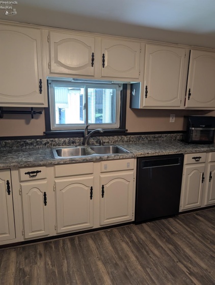 845 Spruce Street, Fostoria, 44830, 3 Bedrooms Bedrooms, ,2 BathroomsBathrooms,Residential,For Sale,Spruce,20262262