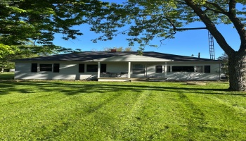 5050 West Fremont, Port Clinton, 43452, 3 Bedrooms Bedrooms, ,1 BathroomBathrooms,Residential,For Sale,West Fremont,20262288 5050 West Fremont, Port Clinton, 43452, 3 Bedrooms Bedrooms, ,1 BathroomBathrooms,Residential,For Sale,West Fremont,20262288