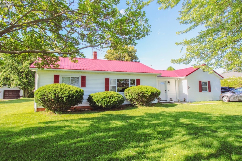 11113 Mason Road, Berlin Heights, 44814, 3 Bedrooms Bedrooms, ,2 BathroomsBathrooms,Residential,For Sale,Mason,20262218