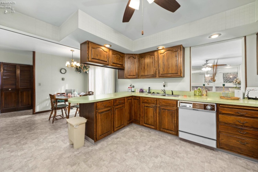 5804 McCartney, Sandusky, 44870, 3 Bedrooms Bedrooms, ,3 BathroomsBathrooms,Residential,For Sale,McCartney,20262291