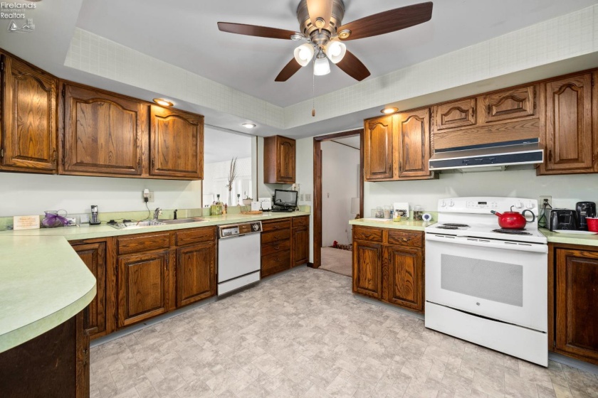 5804 McCartney, Sandusky, 44870, 3 Bedrooms Bedrooms, ,3 BathroomsBathrooms,Residential,For Sale,McCartney,20262291