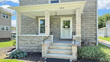 480 Perry Street, Tiffin, 44883, 3 Bedrooms Bedrooms, ,2 BathroomsBathrooms,Residential,For Sale,Perry,20262281