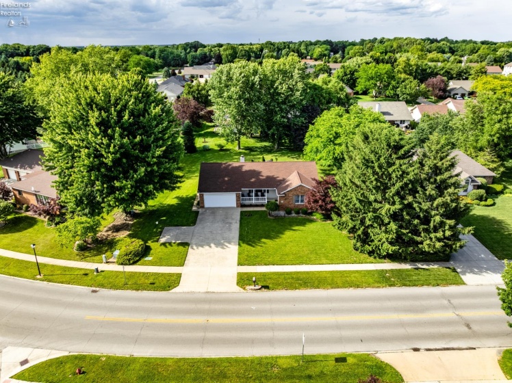 49 Executive Drive, Norwalk, 44857, 3 Bedrooms Bedrooms, ,3 BathroomsBathrooms,Residential,For Sale,Executive,20262257