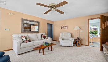 352 Willow Dale Road, Marblehead, 43440, 2 Bedrooms Bedrooms, ,2 BathroomsBathrooms,Residential,For Sale,Willow Dale,20262249 352 Willow Dale Road, Marblehead, 43440, 2 Bedrooms Bedrooms, ,2 BathroomsBathrooms,Residential,For Sale,Willow Dale,20262249