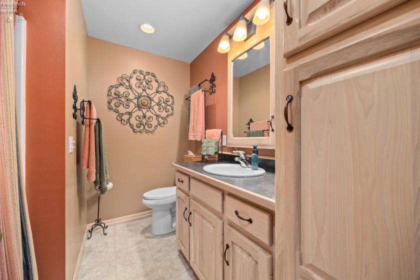 352 Willow Dale Road, Marblehead, 43440, 2 Bedrooms Bedrooms, ,2 BathroomsBathrooms,Residential,For Sale,Willow Dale,20262249