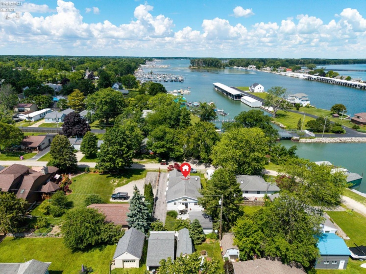 352 Willow Dale Road, Marblehead, 43440, 2 Bedrooms Bedrooms, ,2 BathroomsBathrooms,Residential,For Sale,Willow Dale,20262249