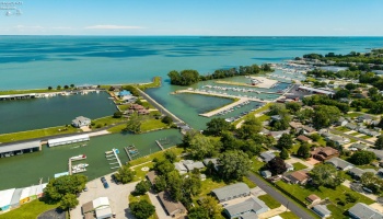 352 Willow Dale Road, Marblehead, 43440, 2 Bedrooms Bedrooms, ,2 BathroomsBathrooms,Residential,For Sale,Willow Dale,20262249 352 Willow Dale Road, Marblehead, 43440, 2 Bedrooms Bedrooms, ,2 BathroomsBathrooms,Residential,For Sale,Willow Dale,20262249