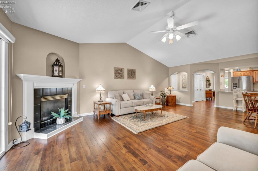 2 Blossom Drive, Norwalk, 44857, 3 Bedrooms Bedrooms, ,2 BathroomsBathrooms,Residential,For Sale,Blossom,20262299