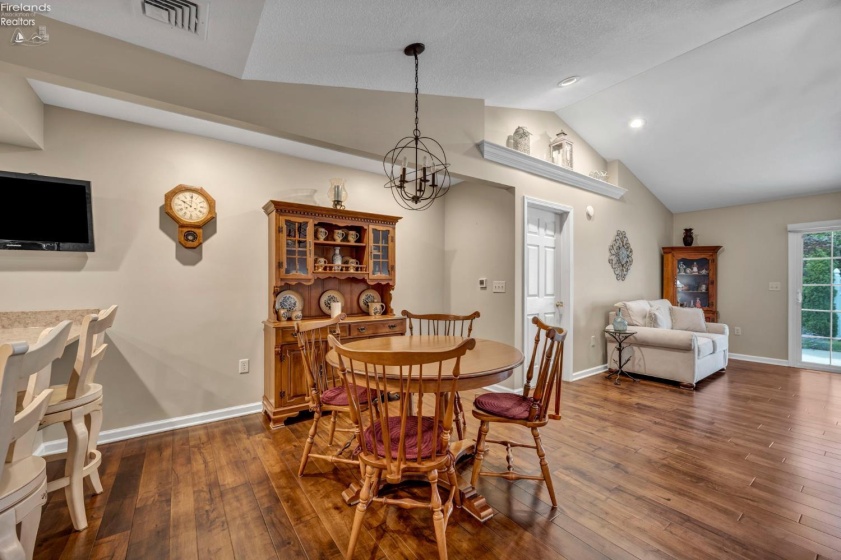 2 Blossom Drive, Norwalk, 44857, 3 Bedrooms Bedrooms, ,2 BathroomsBathrooms,Residential,For Sale,Blossom,20262299