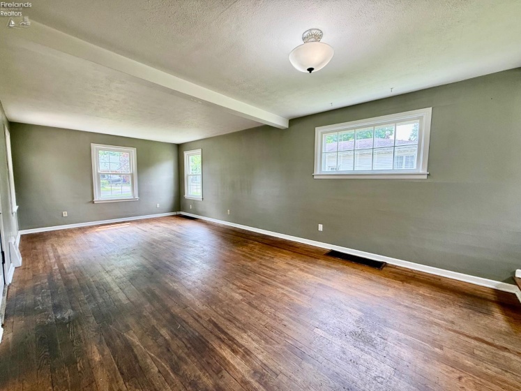 4 Stoutenburg Drive, Norwalk, 44857, 3 Bedrooms Bedrooms, ,2 BathroomsBathrooms,Residential,For Sale,Stoutenburg,20262296