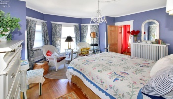 504 Perry Street, Port Clinton, 43452, 7 Bedrooms Bedrooms, ,5 BathroomsBathrooms,Residential,For Sale,Perry,20262057